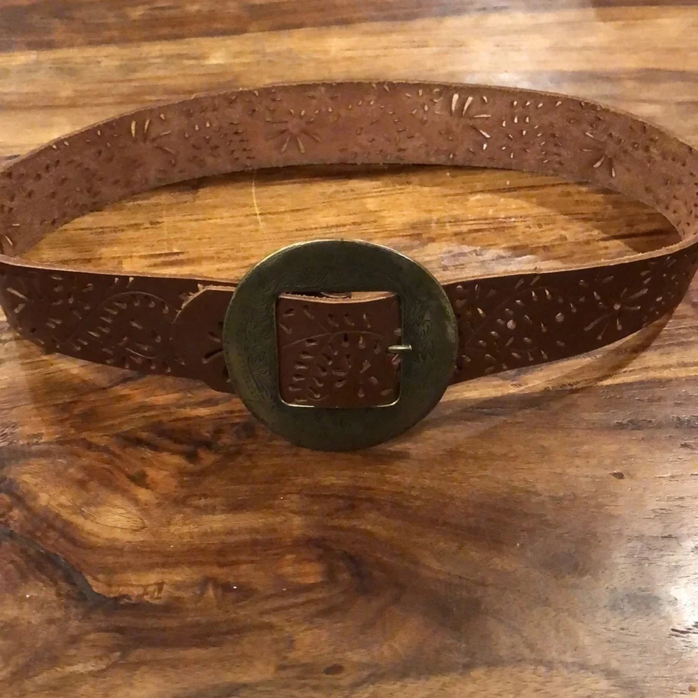 Coldwater Creek Darlington Perforated Leather Belt S